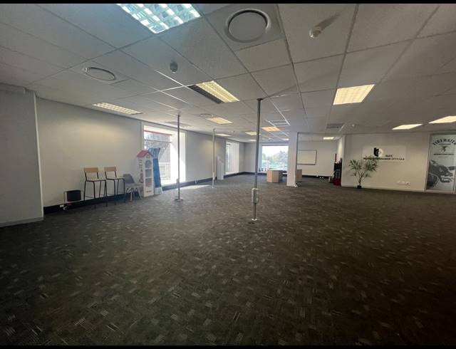 234M² OFFICE TO LET IN ILLOVO